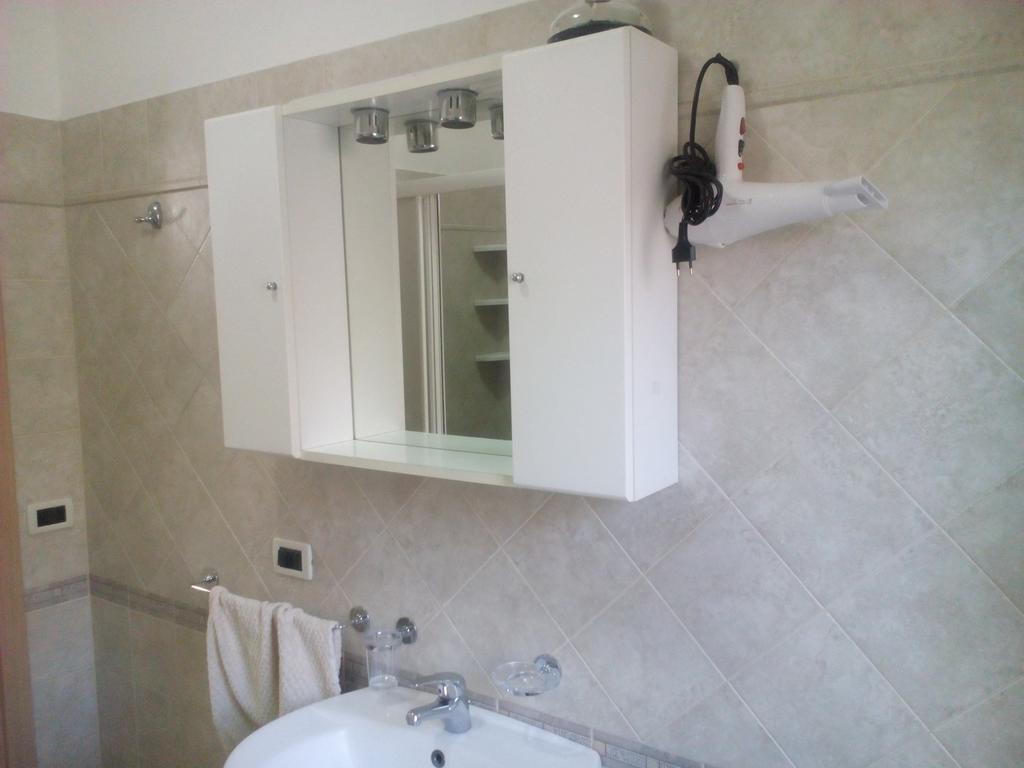 Appartamento Vallone Petrara Ρέτζιο ντι Καλάμπρια Δωμάτιο φωτογραφία